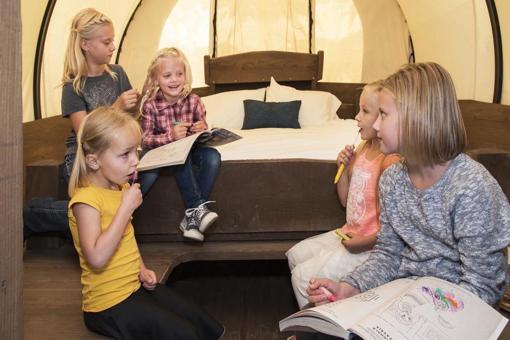 Conestoga Ranch Glamping Resort Garden City Zewnętrze zdjęcie