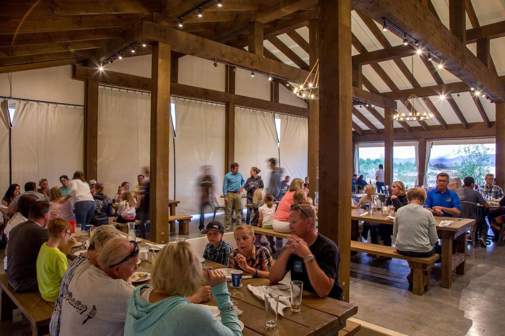Conestoga Ranch Glamping Resort Garden City Zewnętrze zdjęcie