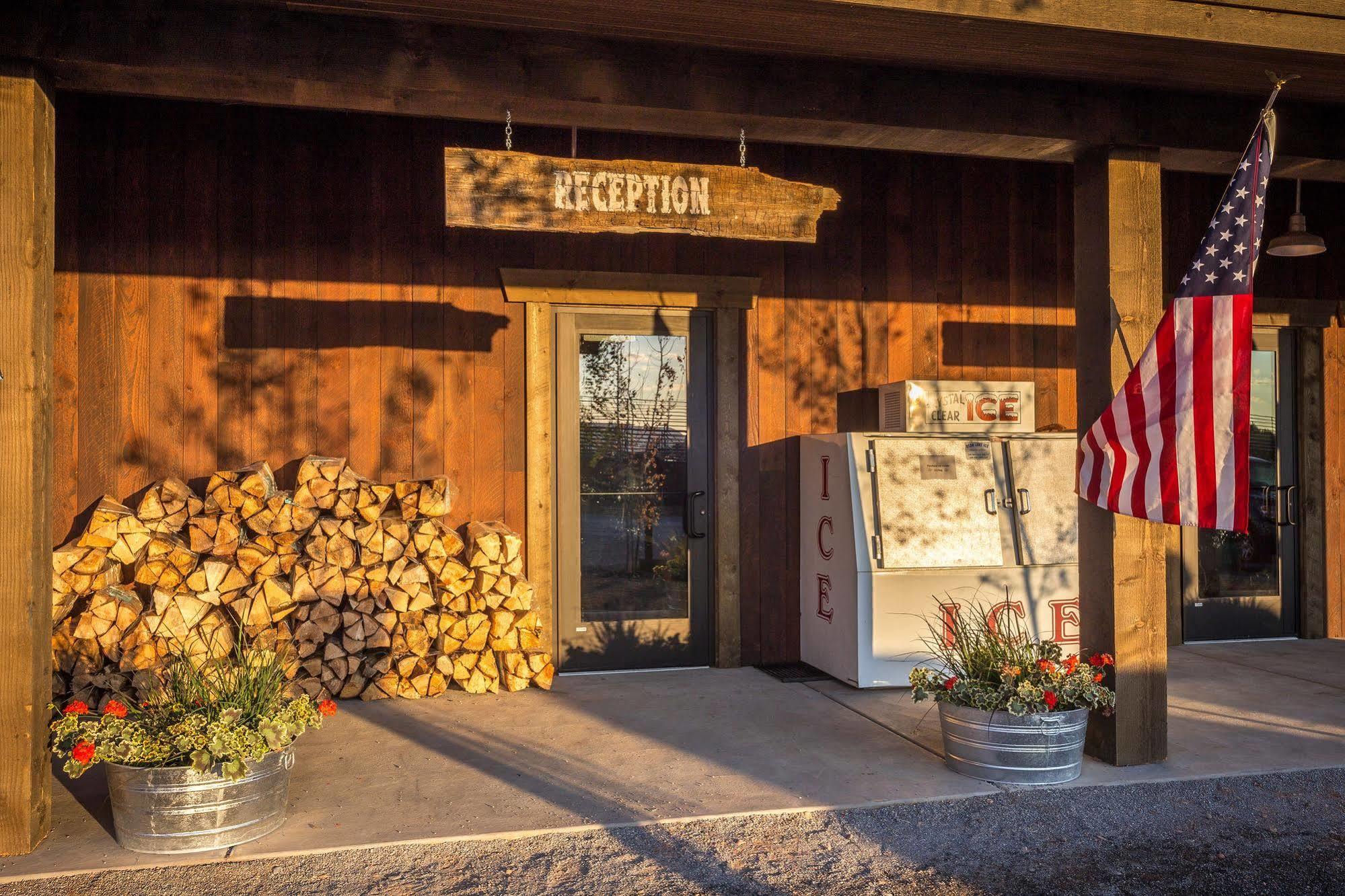 Conestoga Ranch Glamping Resort Garden City Zewnętrze zdjęcie